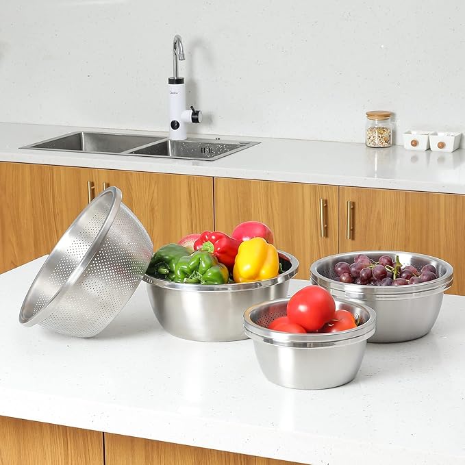 304 Stainless Steel Microporous Colander, 2.5QT Large Capacity with Mixing Bowl For washing vegetables, fruit and rice and for draining cooked pasta(2PC)