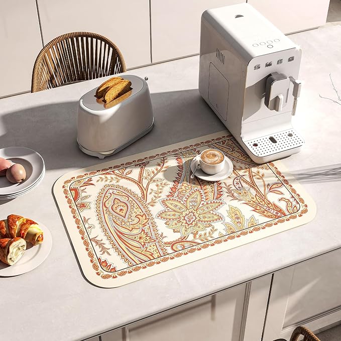 ISAENNE Designer Paisley PVC Placemats Set of 6,Classic Pattern Yelllow Rectangular Placemat, Waterproof and Heat-Resistant Paisley Style, Decoration for Kitchen, Party,Dinning,New Year,12"*17"