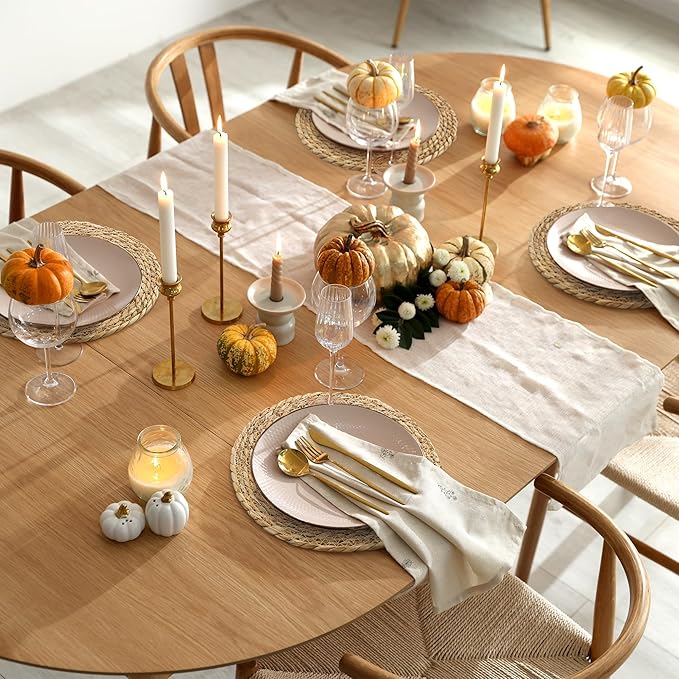 Aneco 24 Pack 12-Inch Round Woven Placemats Natural Hand-Woven Boho Rattan Wicker Bulrush Placemat Farmhouse Rustic Braided Table Mats for Dining & Kitchen Decor